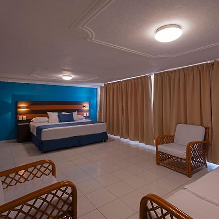 Hotel Fiesta Mexicana Manzanillo Eksteriør billede
