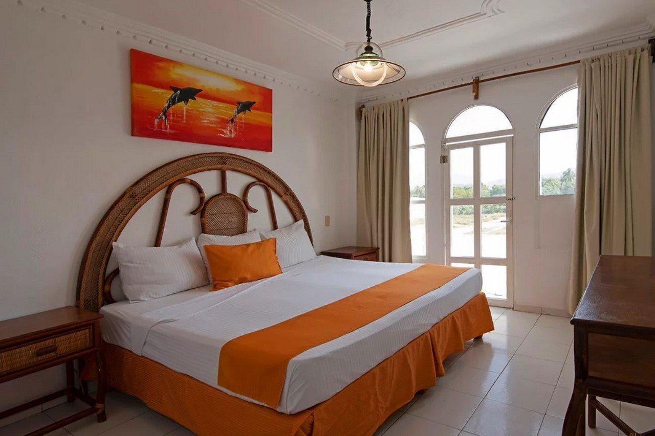 Hotel Fiesta Mexicana Manzanillo Eksteriør billede