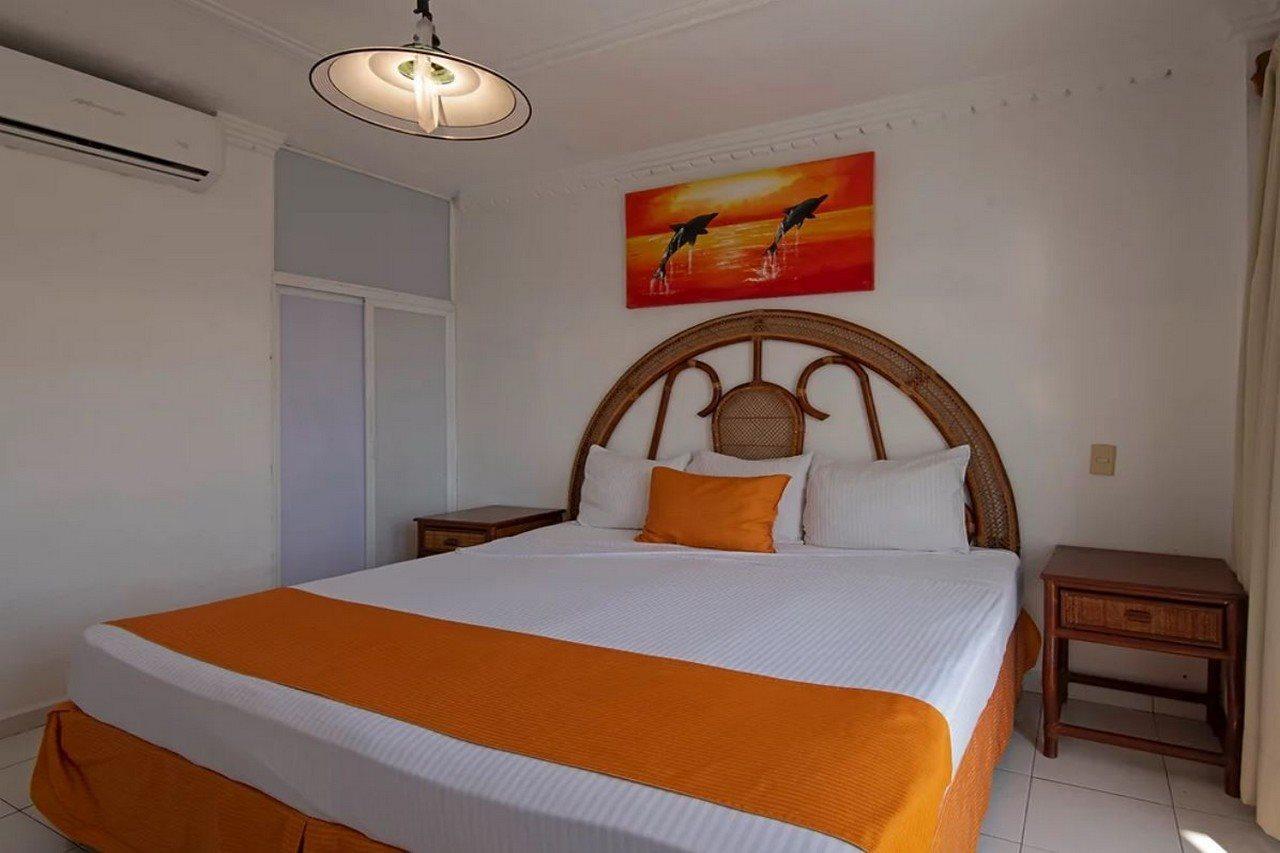 Hotel Fiesta Mexicana Manzanillo Eksteriør billede