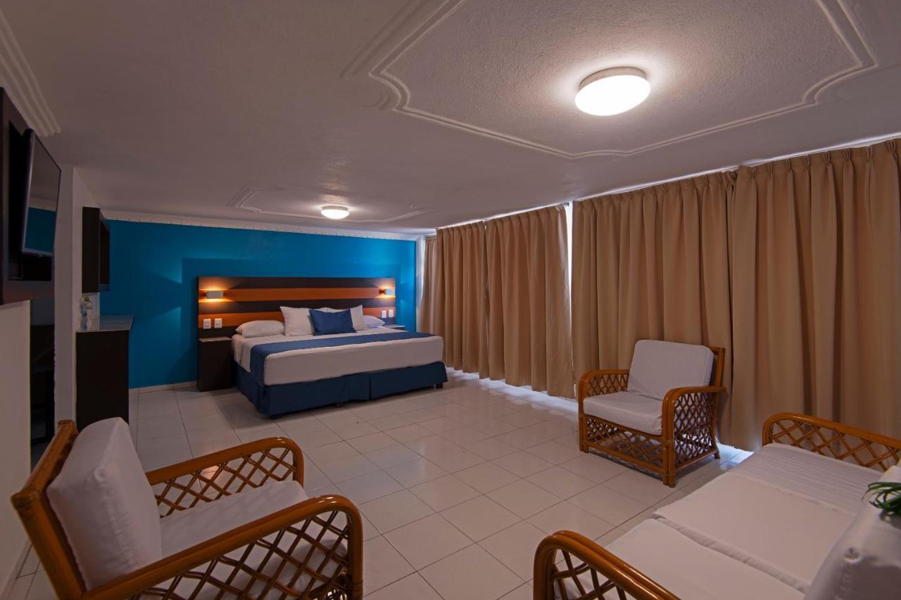 Hotel Fiesta Mexicana Manzanillo Eksteriør billede