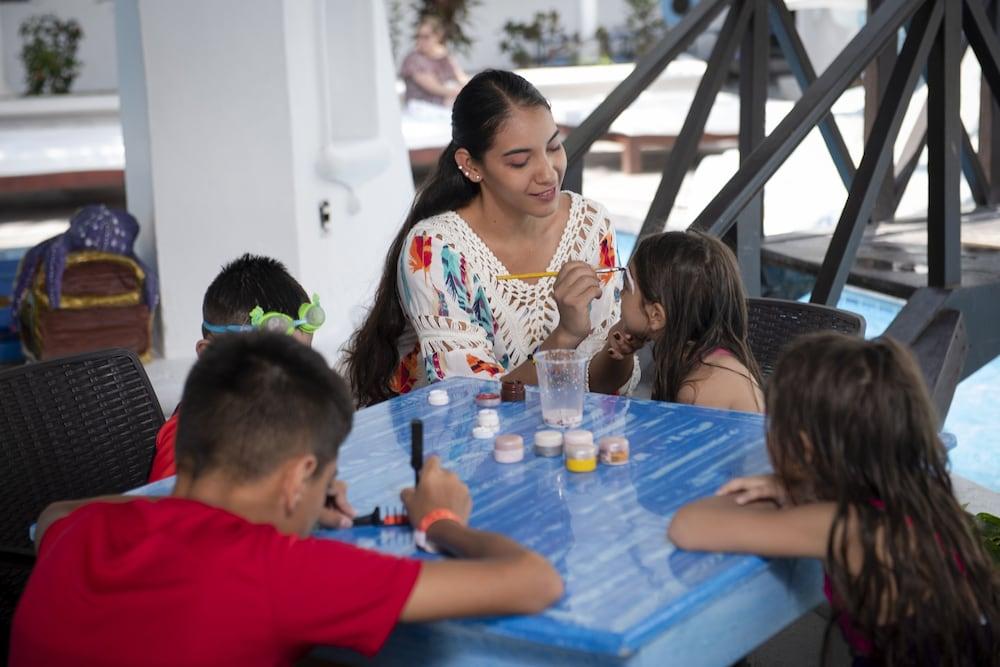 Hotel Fiesta Mexicana Manzanillo Eksteriør billede