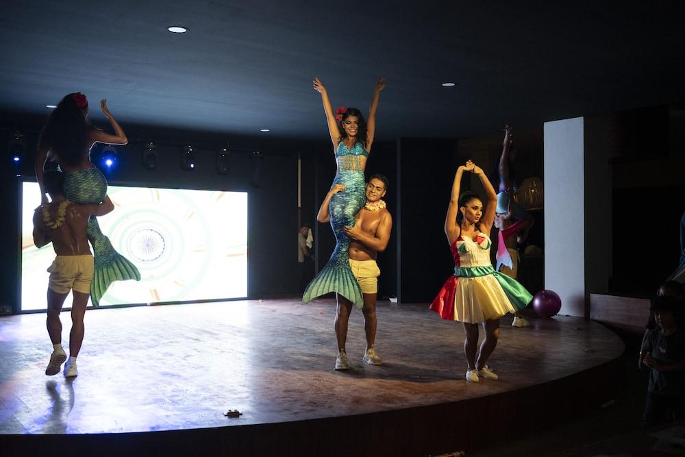 Hotel Fiesta Mexicana Manzanillo Eksteriør billede