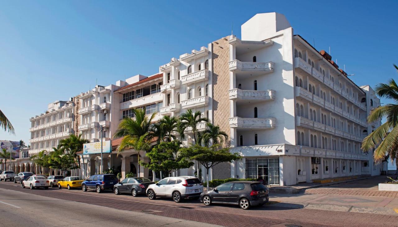 Hotel Fiesta Mexicana Manzanillo Eksteriør billede